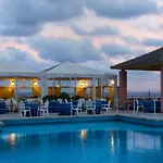 Hotiday Pineta Hotel 4*