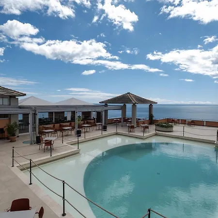 Hotel Hotiday Pineta 4*