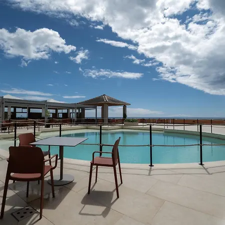 Otel Hotiday Pineta Arenzano