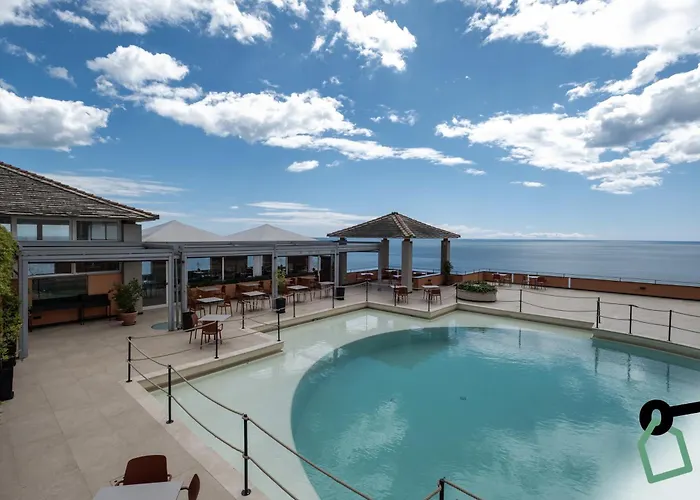 Hotel Hotiday Pineta 4*